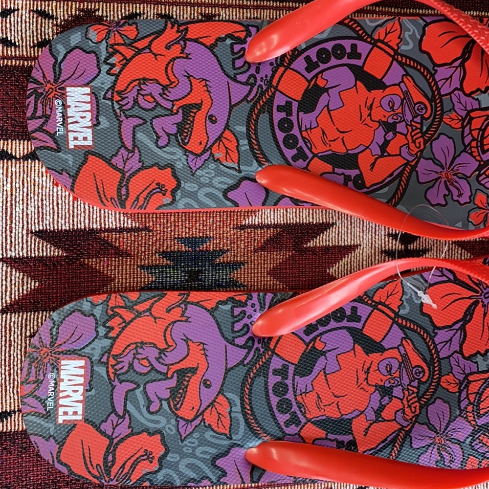 Deadpool Flip-Flops Nib - image 6